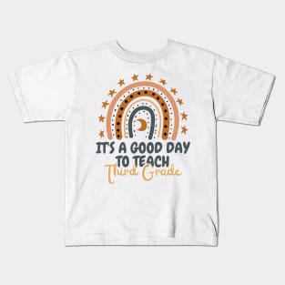 It's A Good Day To Teach Third Grade Kids T-Shirt